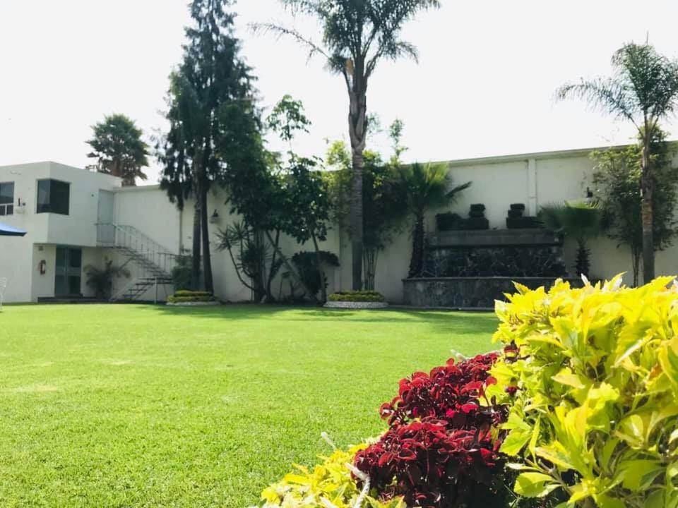 Hotel Posada Maria Sofia Чолула Экстерьер фото